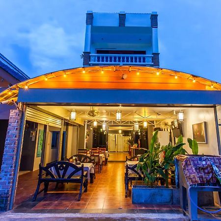 Hugs Guesthouse Koh Lanta Exterior photo