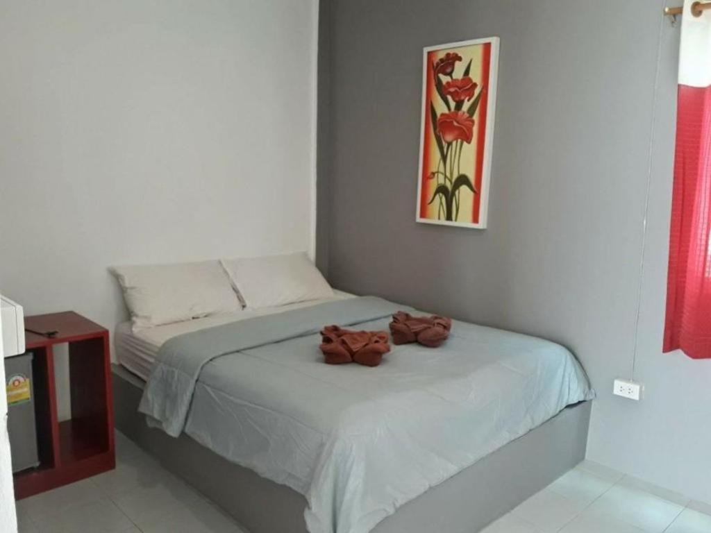 Hugs Guesthouse Koh Lanta Exterior photo